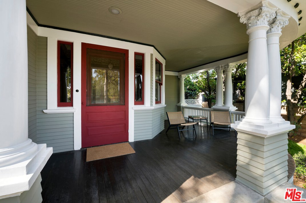 5915 Echo St, Los Angeles CA  90042-4223 exterior