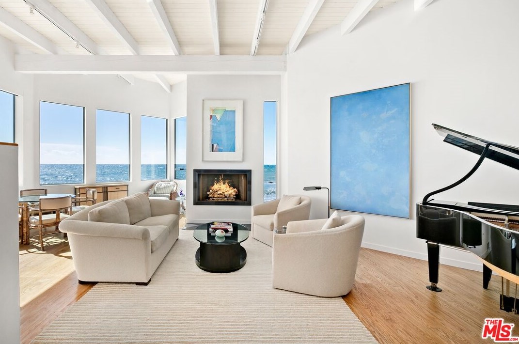 24254 Malibu Rd, Malibu, CA 90265-4611