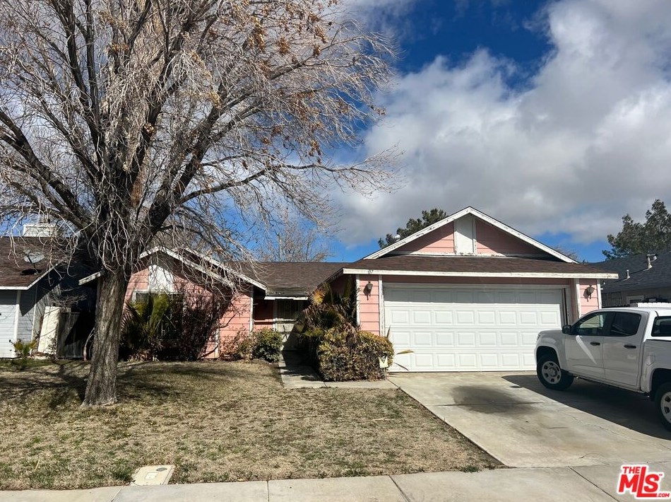 807 Trixis Ave, Lancaster, CA 93534