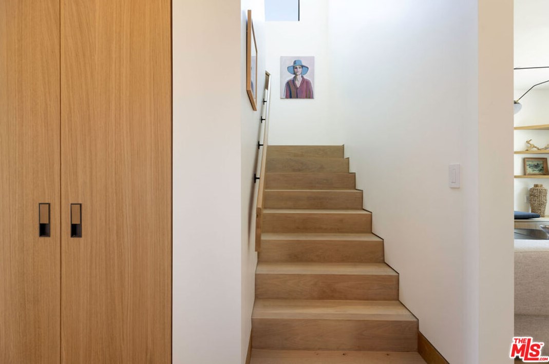 4985 Vincent Ave, Los Angeles CA  90041-2218 exterior