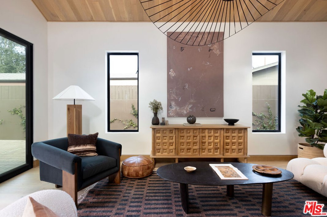 4985 Vincent Ave, Los Angeles CA  90041-2218 exterior