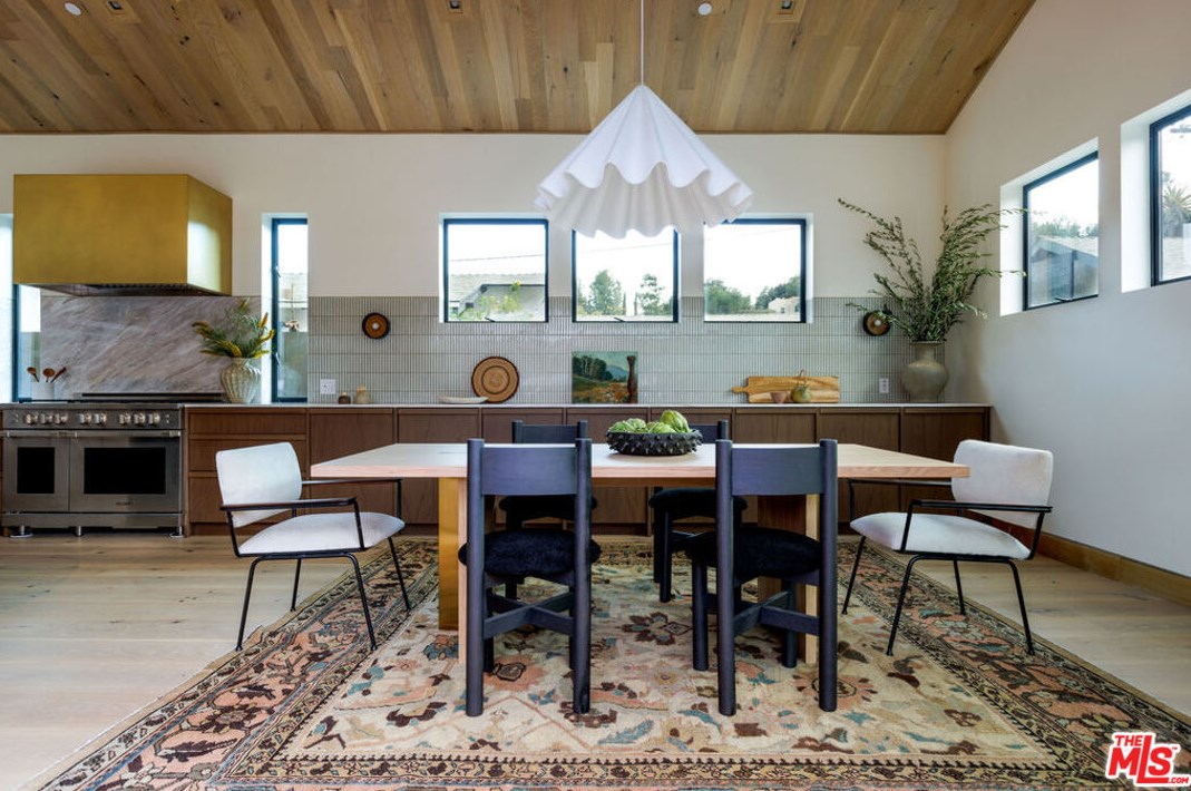 4985 Vincent Ave, Los Angeles CA  90041-2218 exterior