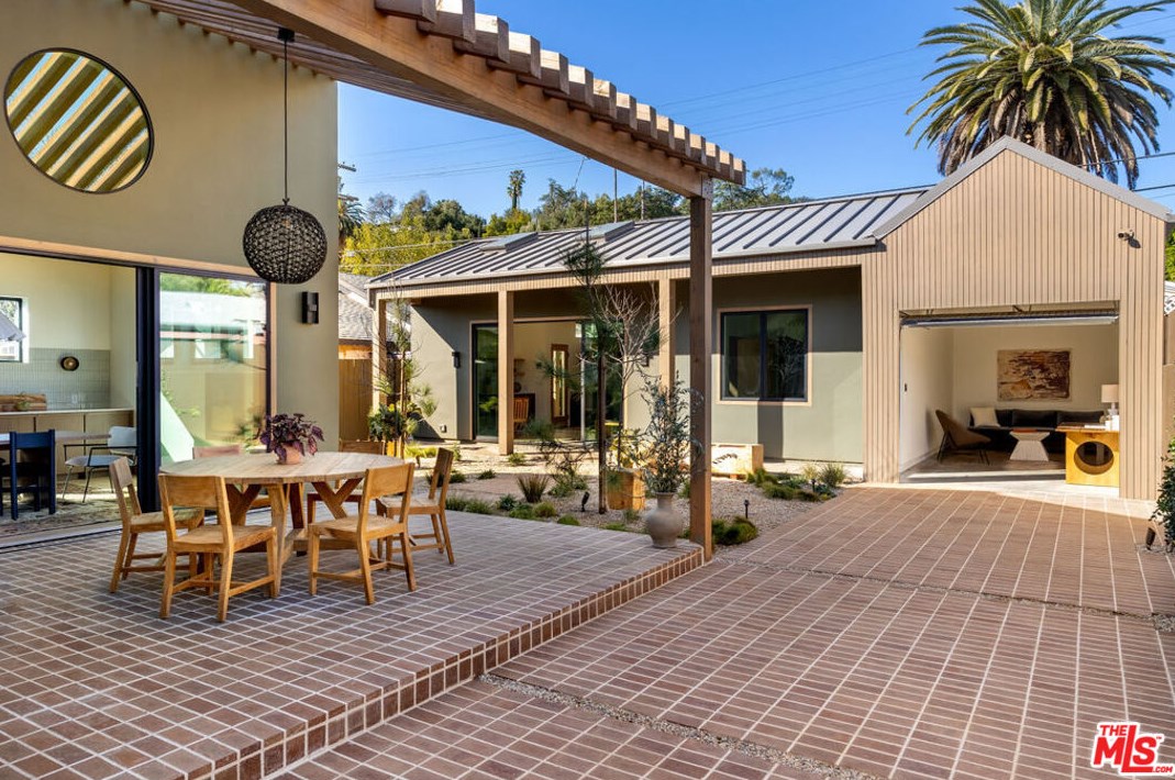 4985 Vincent Ave, Los Angeles CA  90041-2218 exterior