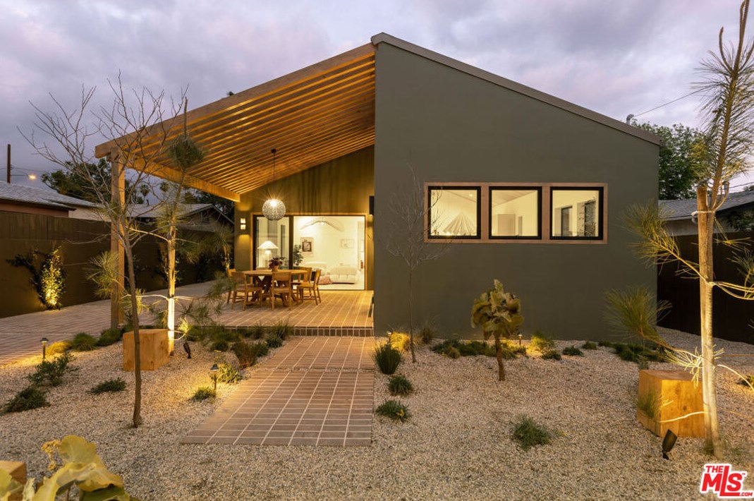 4985 Vincent Ave, Los Angeles CA  90041-2218 exterior