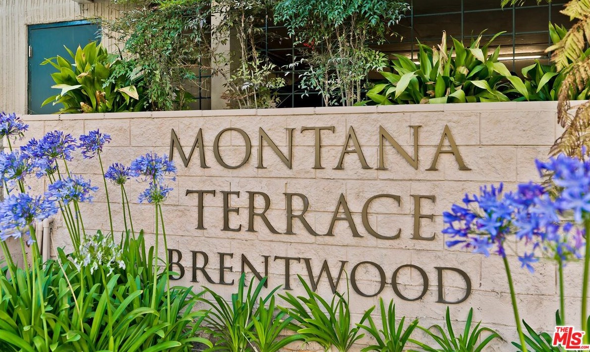 11645 Montana Ave, Los Angeles CA  90049-4663 exterior