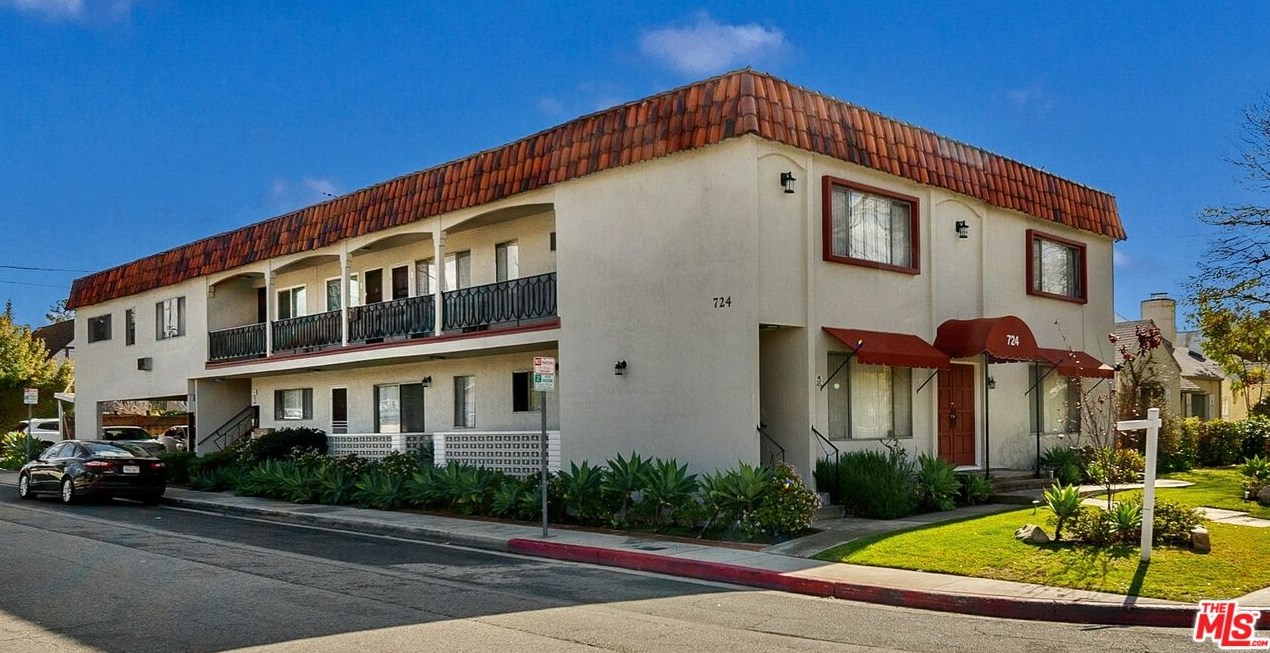 724 N Howard St, Glendale, CA 91206