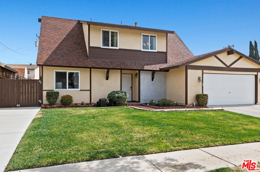 2216 Electra Ave, Simi Valley, CA 93065