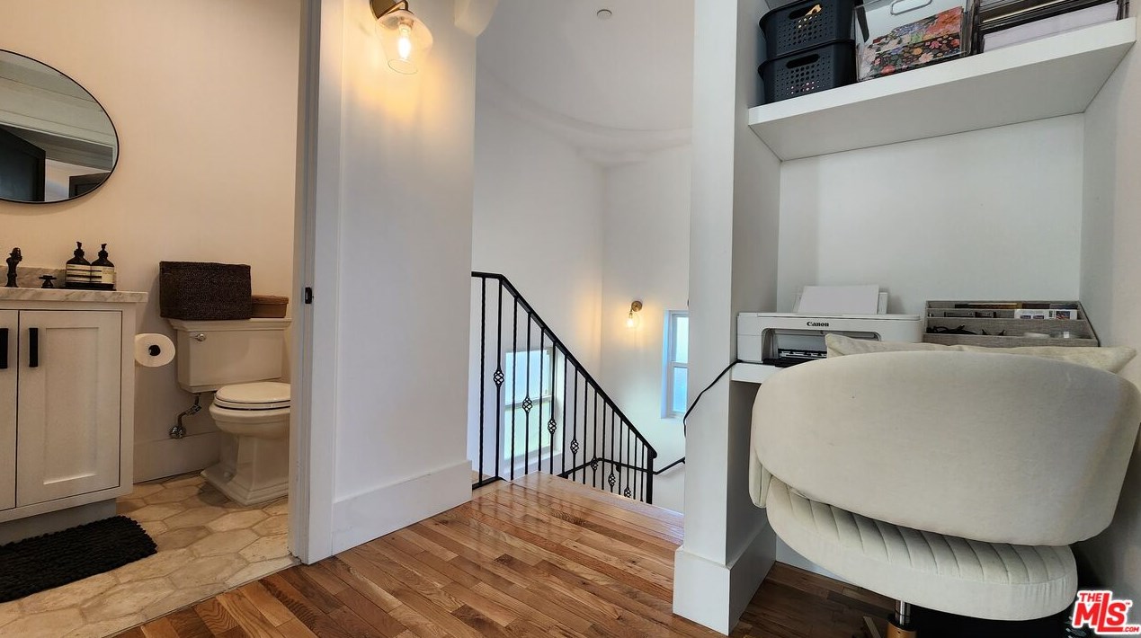 320 Gifford Ave, Los Angeles CA  90063-3425 exterior