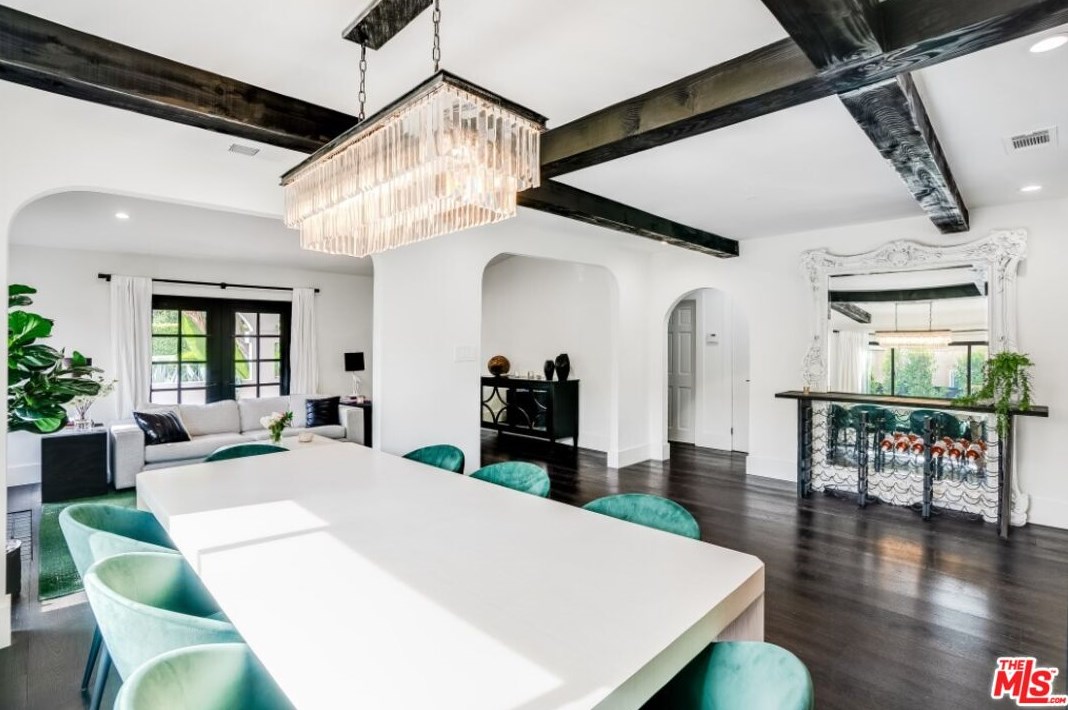 732 Vista St, Los Angeles CA  90046-7517 exterior