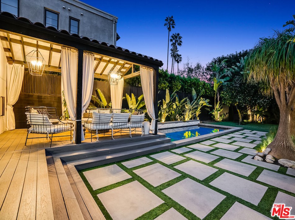 732 N Vista St, Los Angeles, CA 90046