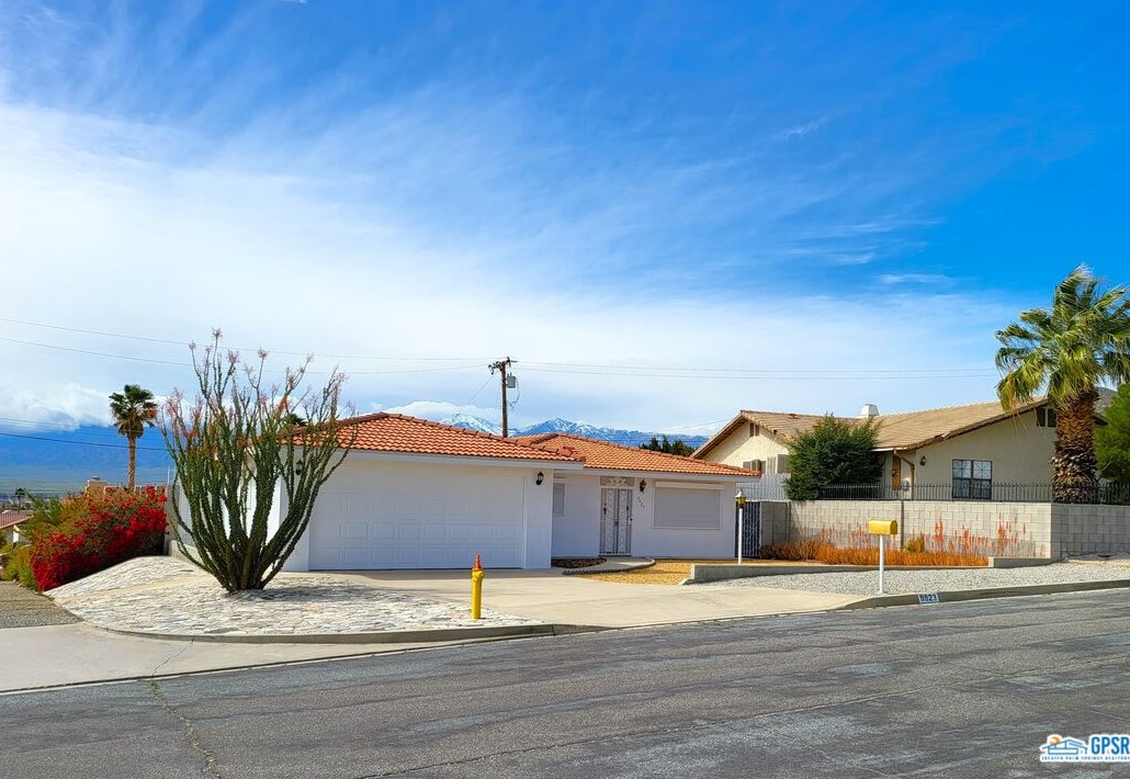 9923 San Felipe Rd, Desert Hot Springs, CA 92240