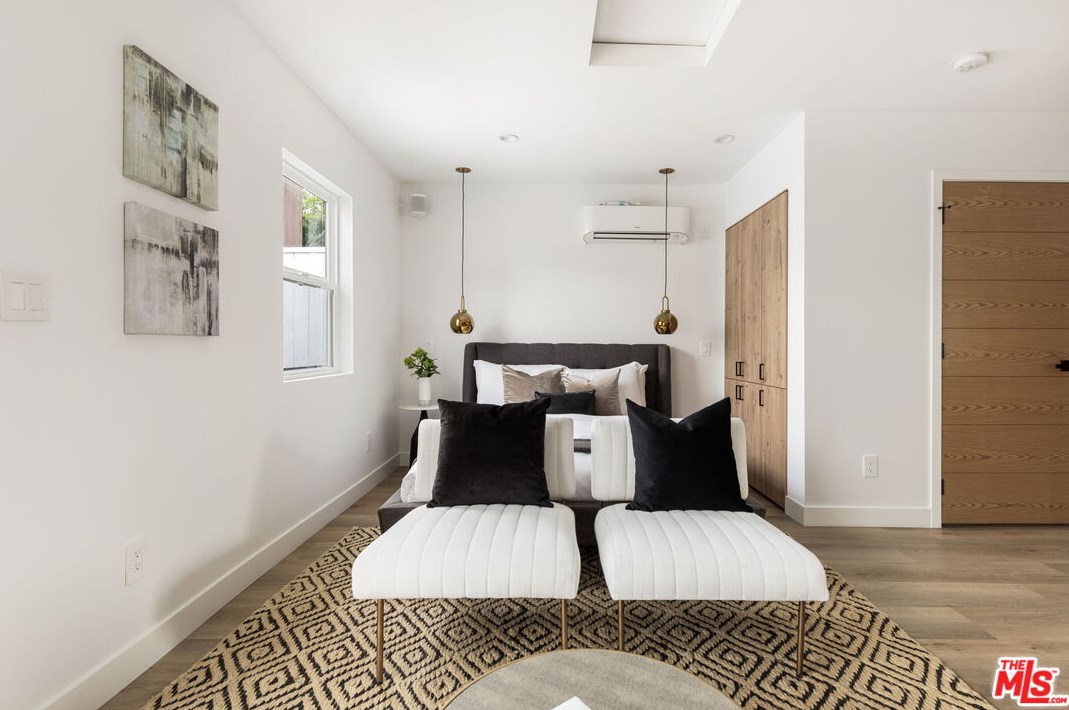 3536 Redwood Ave, Los Angeles CA  90066-3024 exterior