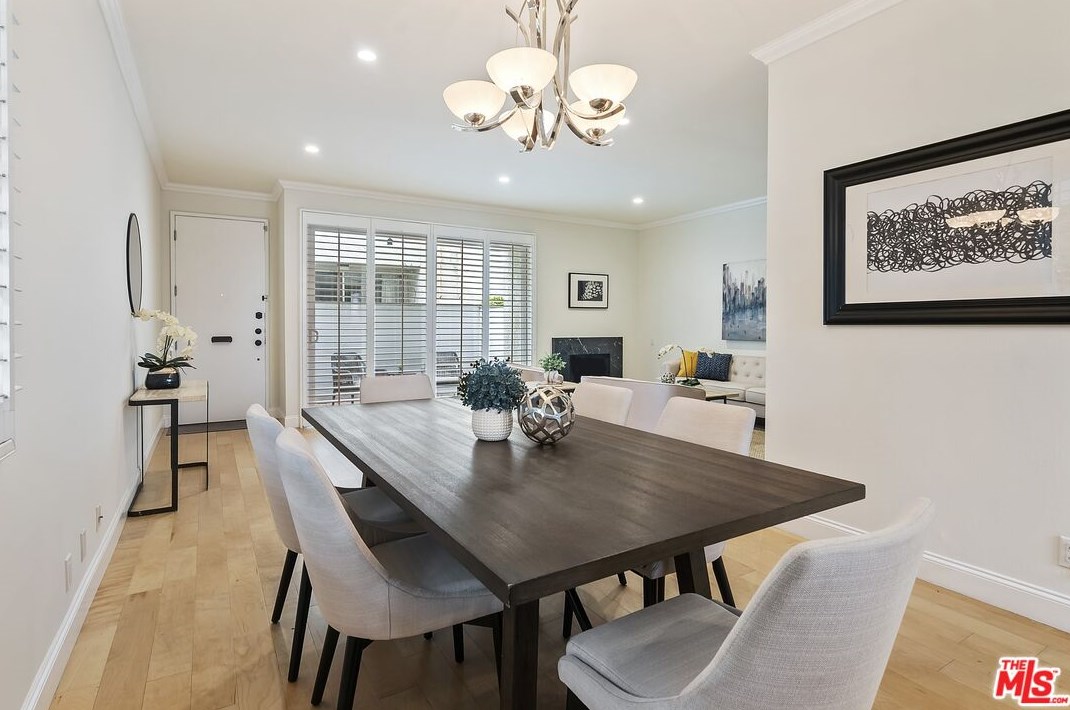 1825 Thayer Ave, Los Angeles CA  90024-6024 exterior