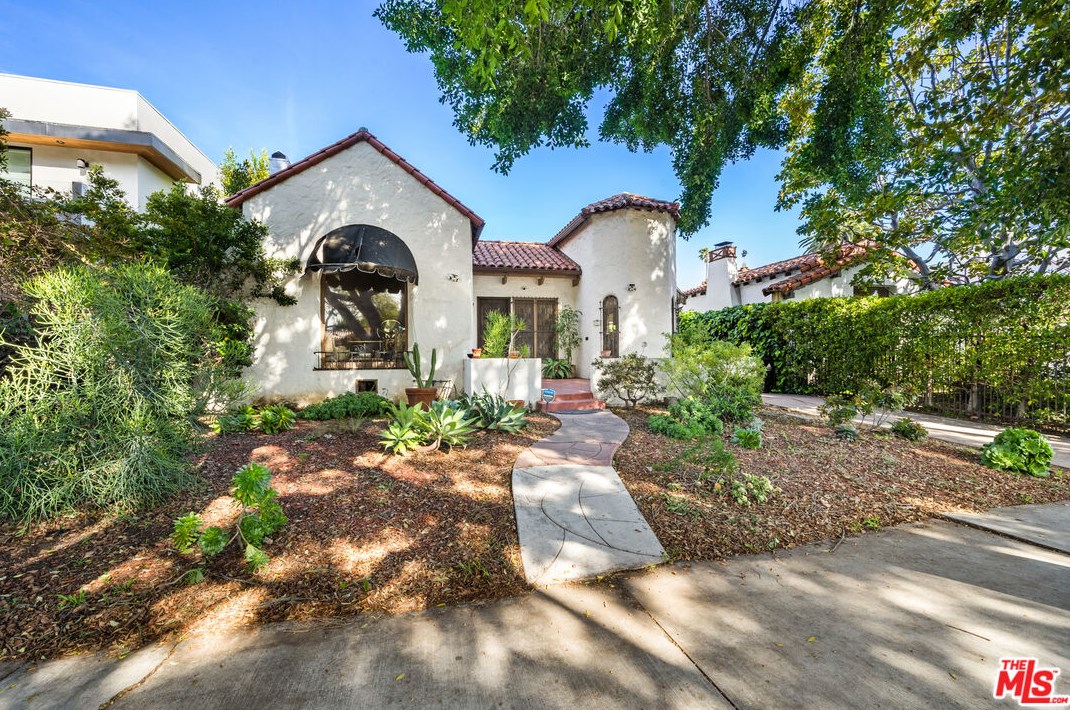 350 Crescent Heights Blvd, Los Angeles, CA 90048-2204