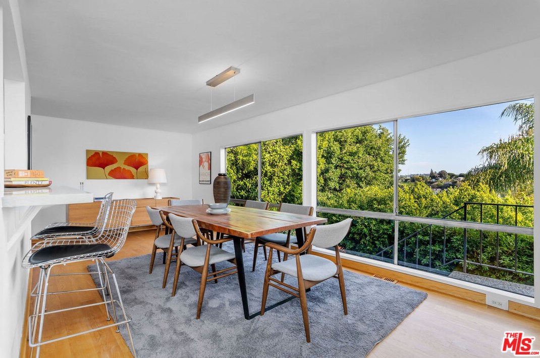 3642 Holboro Dr, Los Angeles CA  90027-1432 exterior