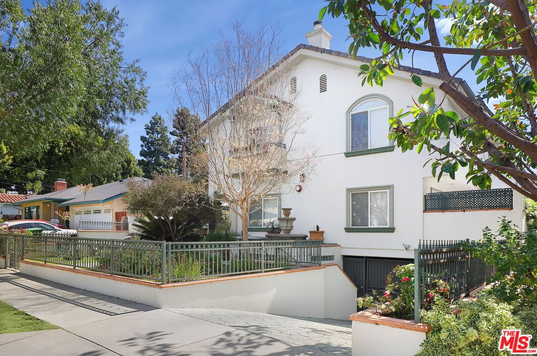 9516 Lucerne Ave, Los Angeles, CA 90232-2945