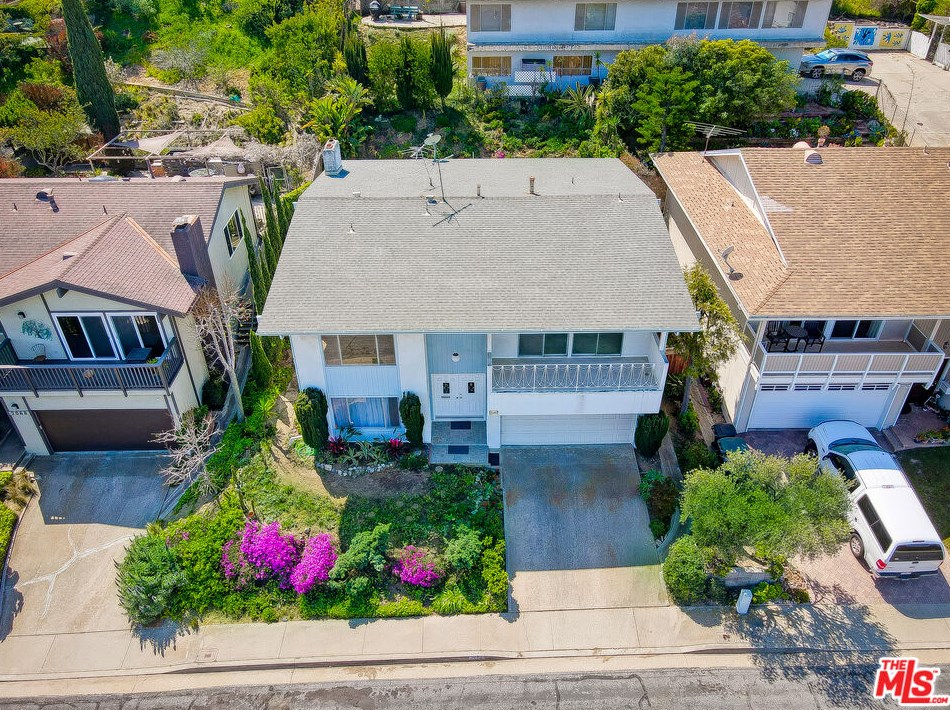 2072 Glentree Dr, Lomita, CA 90717