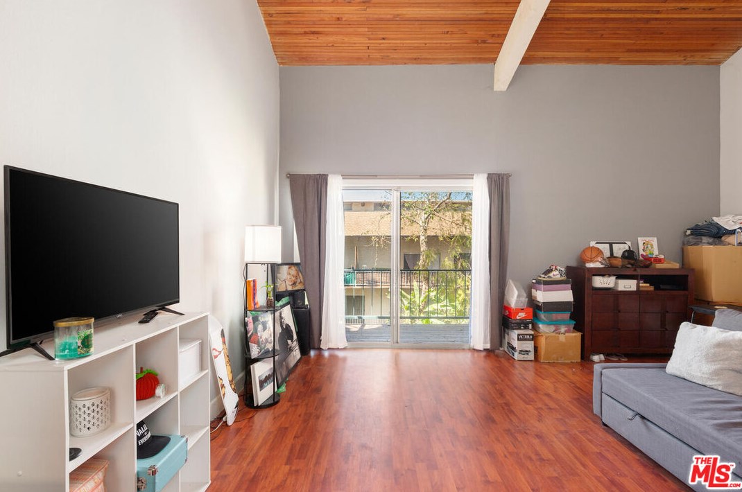 5460 White Oak Ave #e342, Van Nuys, CA 91316