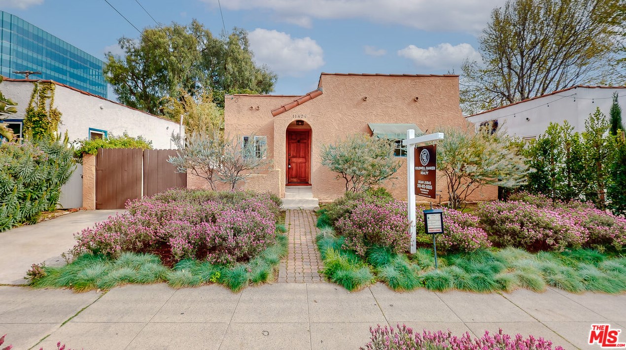 11424 Mississippi Ave, Los Angeles, CA 90025-6210