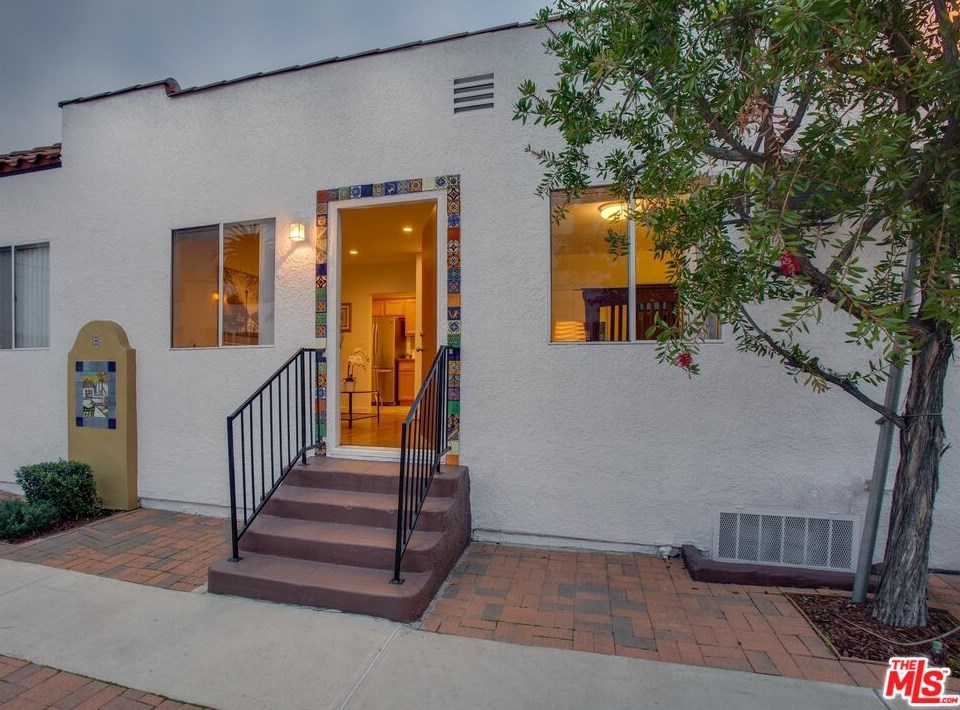 5433 Abbott Pl, Los Angeles CA  90042-3301 exterior