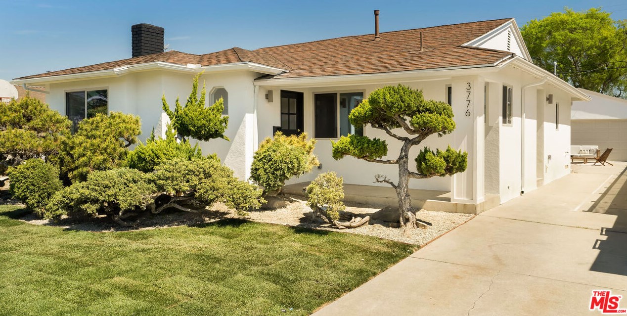 3776 Norton Ave, Los Angeles CA  90018-4047 exterior