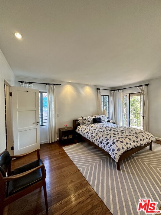 6119 Lindenhurst Ave, Los Angeles CA  90048-4808 exterior