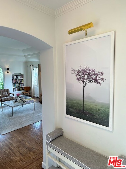 6119 Lindenhurst Ave, Los Angeles CA  90048-4808 exterior