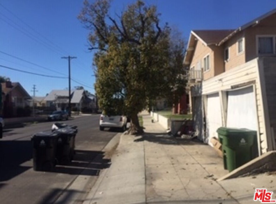 4120 Halldale Ave, Los Angeles, CA 90062-1853