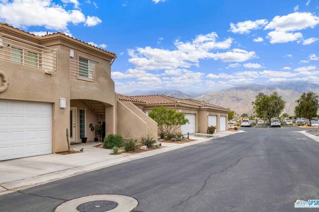 67687 Duchess Rd #105, Cathedral City, CA 92234
