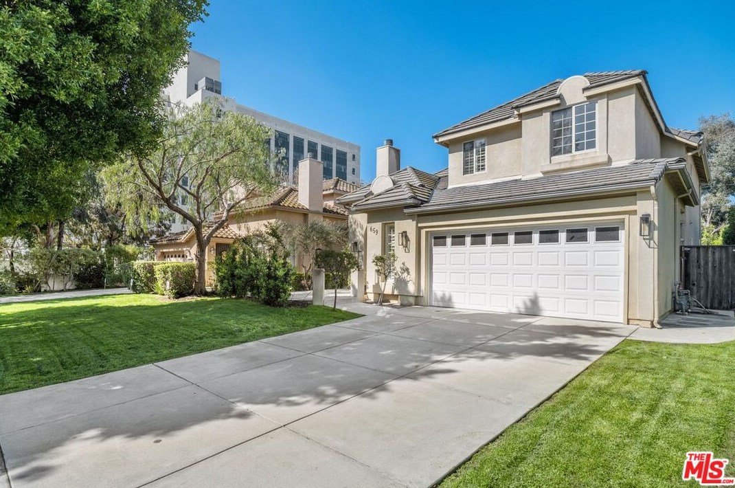 659 S Citrus Ave, Los Angeles, CA 90036