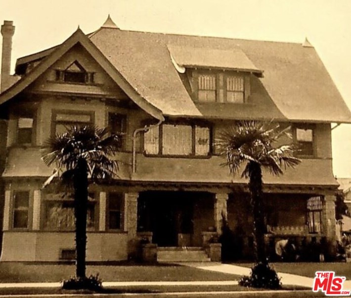 1533 Manhattan Pl, Los Angeles, CA 90019-4819