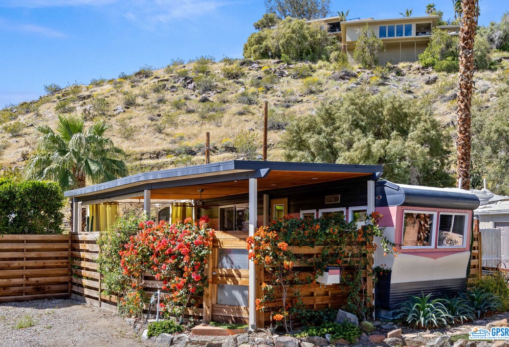 128 Mars St, Palm Springs, CA 92264