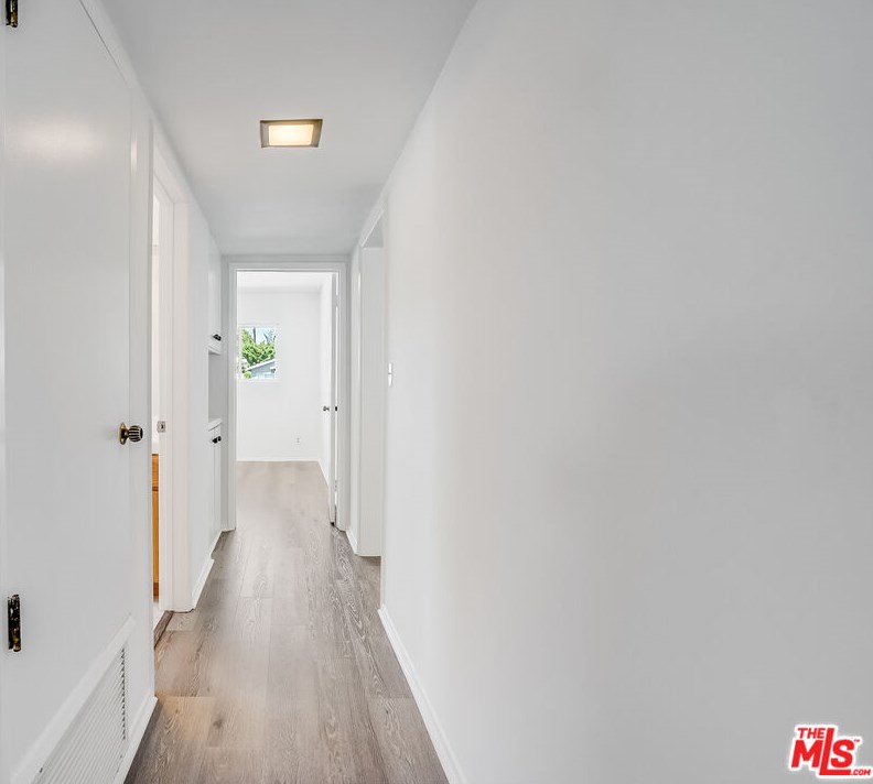 3955 Lyceum Ave, Los Angeles CA  90066-4126 exterior