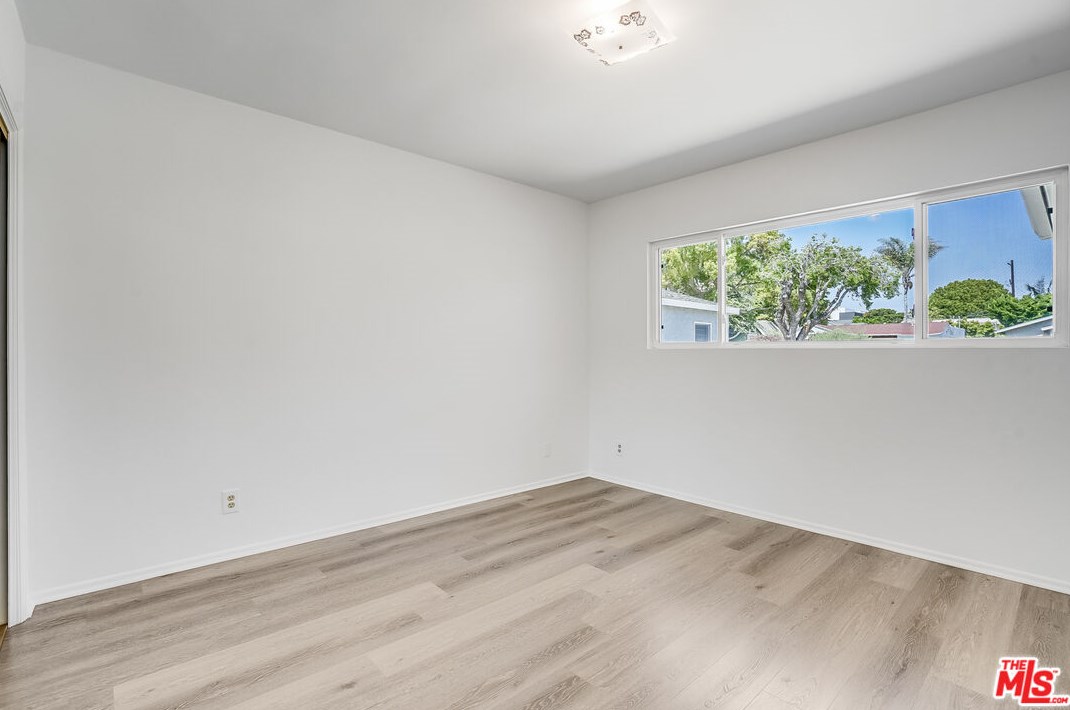3955 Lyceum Ave, Los Angeles CA  90066-4126 exterior