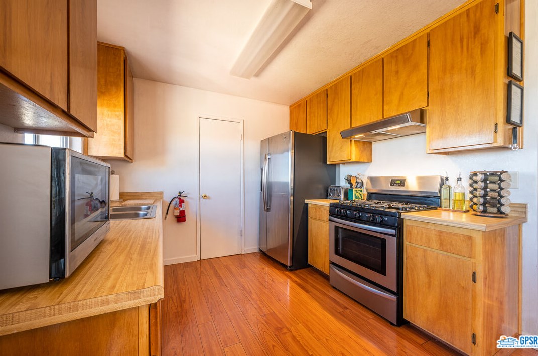 60668 La Mirada Trl, Joshua Tree CA  92252-2859 exterior