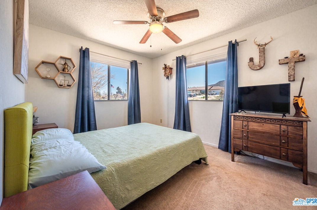 60668 La Mirada Trl, Joshua Tree CA  92252-2859 exterior