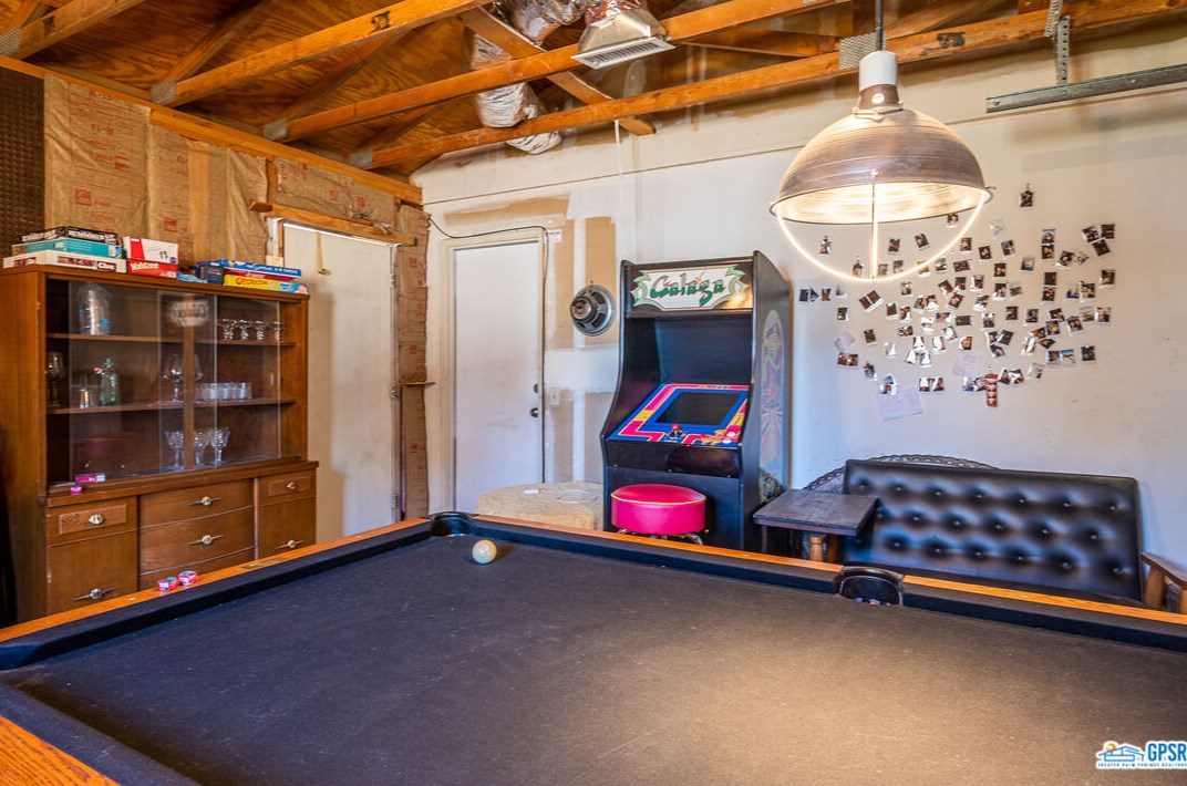 60668 La Mirada Trl, Joshua Tree CA  92252-2859 exterior