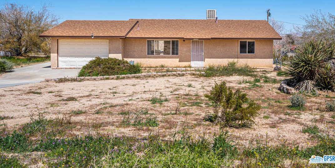 60668 La Mirada Trl, Joshua Tree CA  92252-2859 exterior