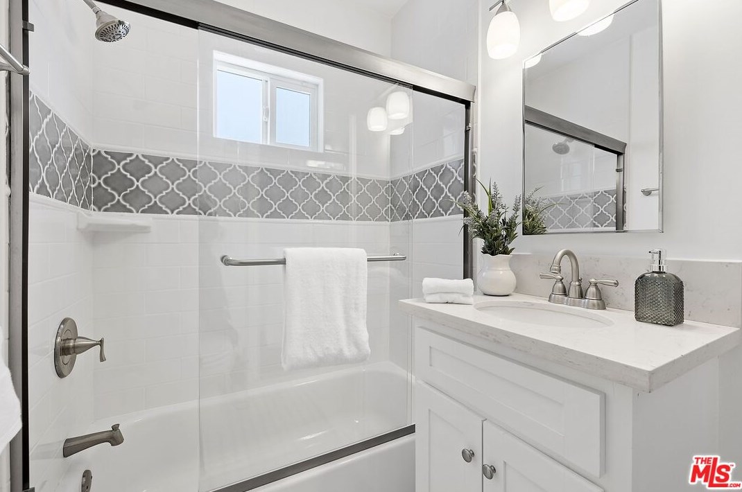 8929 Hubbard St, Los Angeles CA  90232-2403 exterior