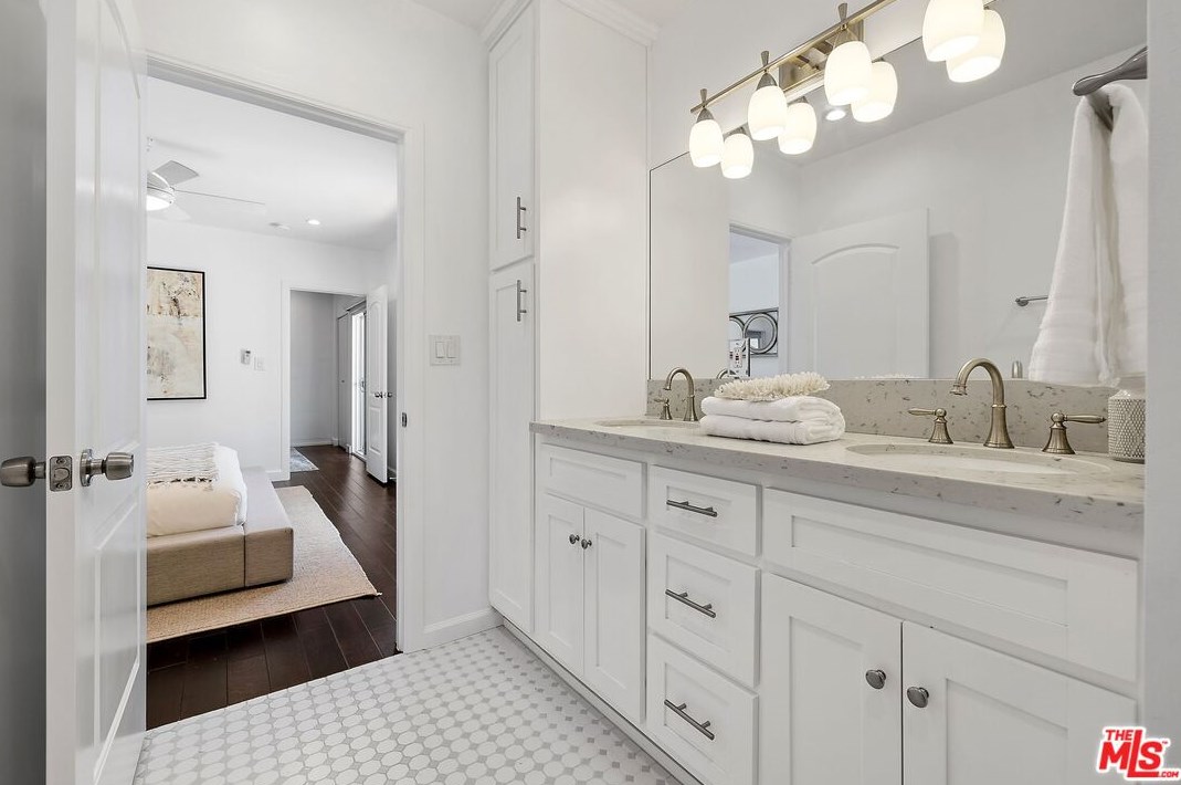 8929 Hubbard St, Los Angeles CA  90232-2403 exterior