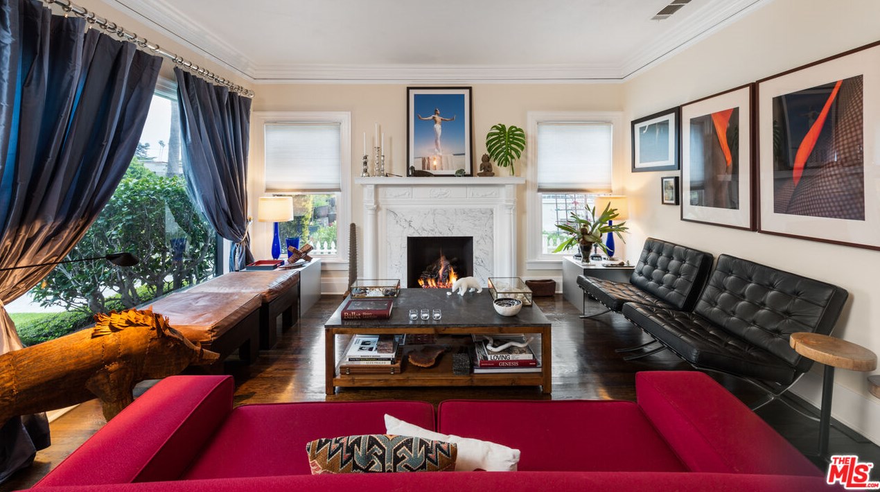 1109 Gramercy Dr, Los Angeles CA  90019-3610 exterior