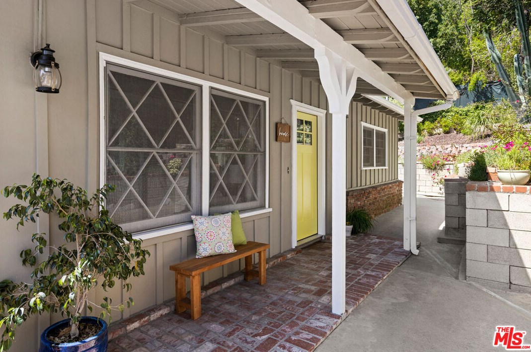 5035 Eaton St, Los Angeles, CA 90042-1075