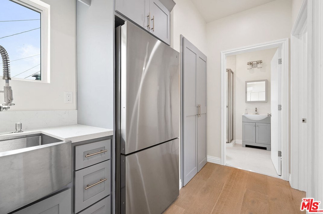 3120 Chaucer St, Los Angeles CA  90065-1827 exterior