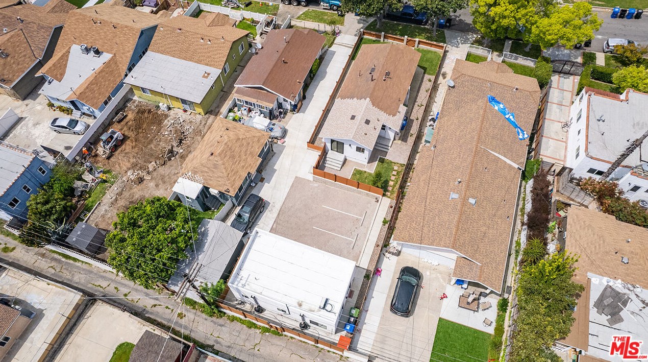 3120 Chaucer St, Los Angeles CA  90065-1827 exterior