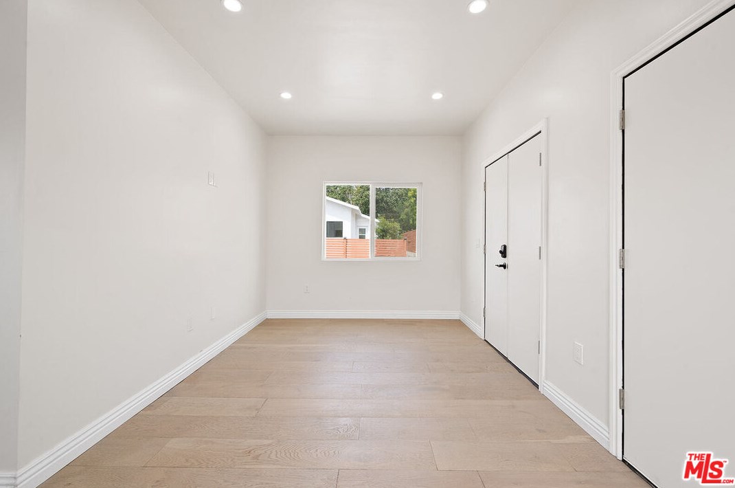 3120 Chaucer St, Los Angeles CA  90065-1827 exterior