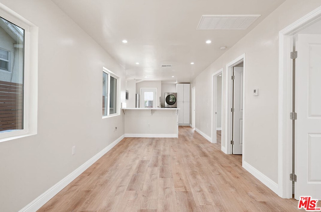 3120 Chaucer St, Los Angeles CA  90065-1827 exterior