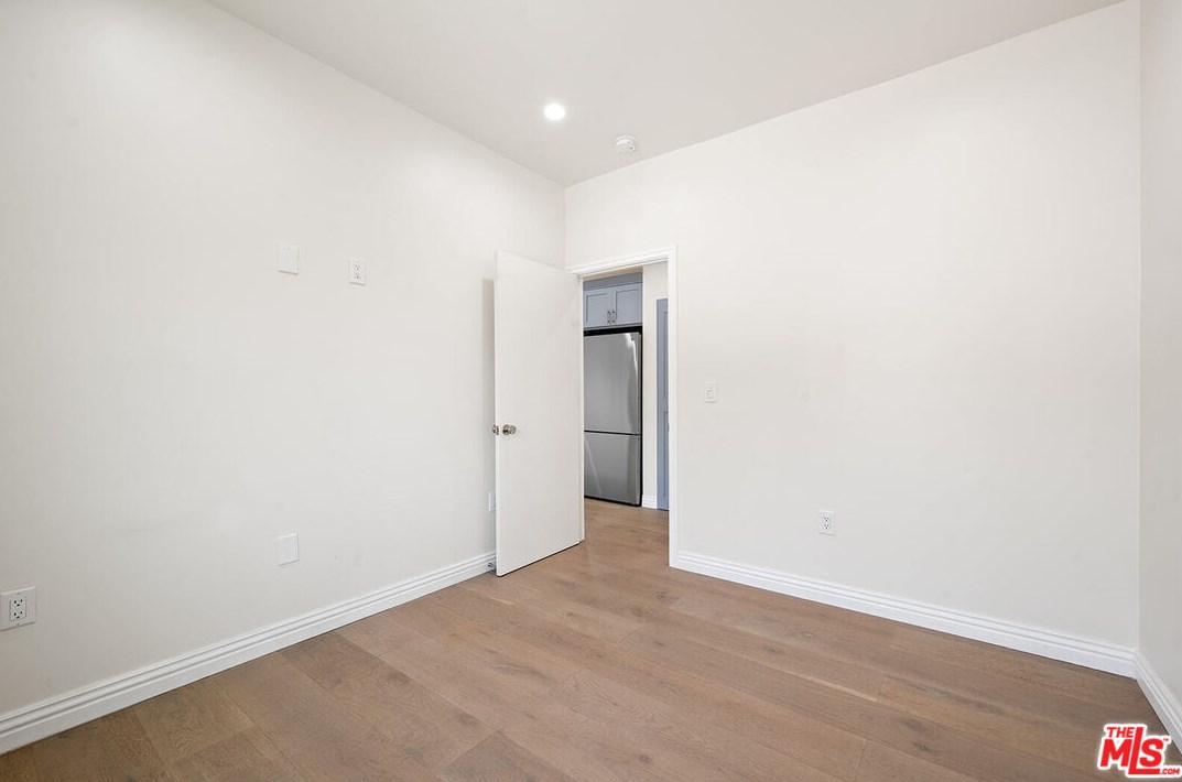 3120 Chaucer St, Los Angeles CA  90065-1827 exterior