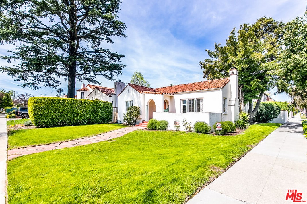 679 La Mirada Ave, Pasadena, CA 91108