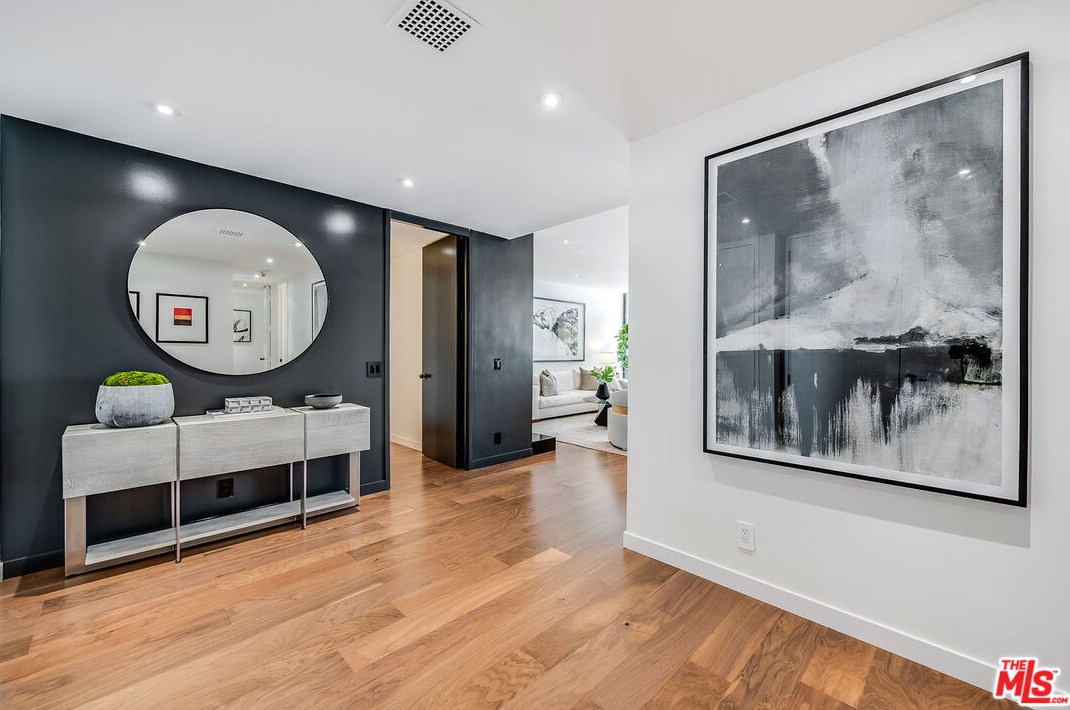 211 S Spalding Dr #n305, Beverly Hills, CA 90212