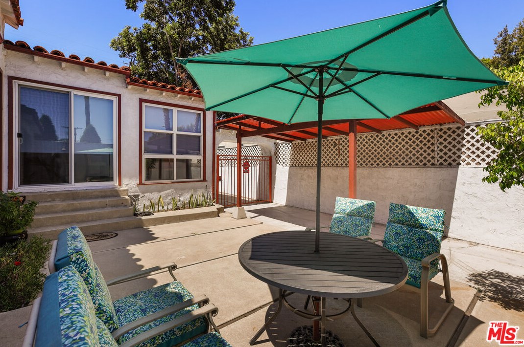 311 N Doheny Dr, Beverly Hills, CA 90211